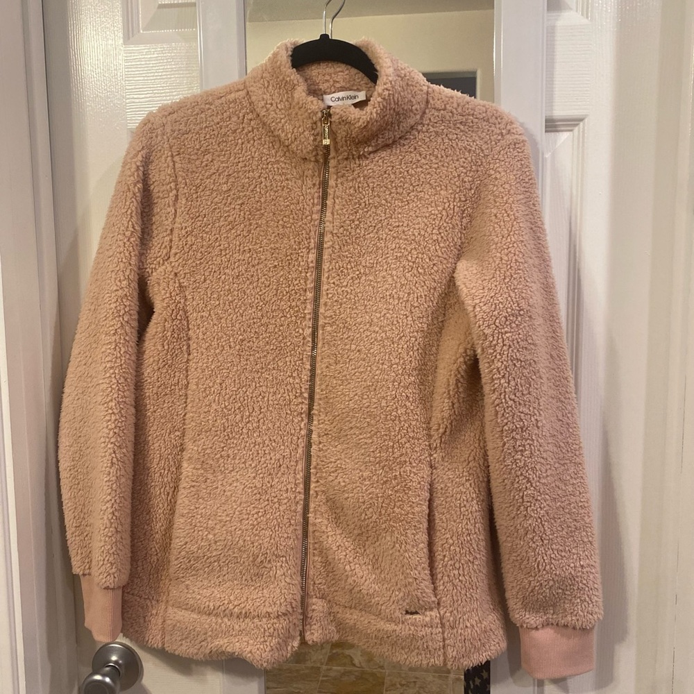 New w/tagsCalvin Klein pale pink fleece sweater